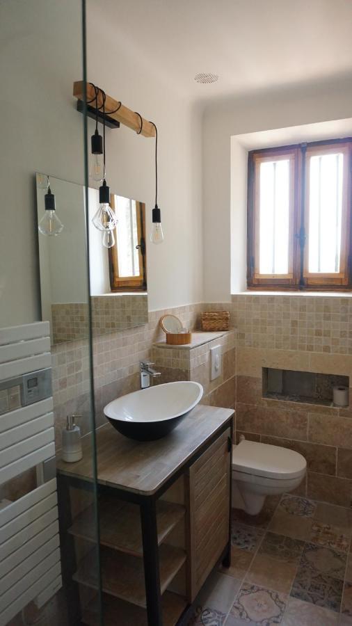 B&B Oasis Des Lavandes - Chambre Coqueliot Villeneuve-lès-Avignon Zewnętrze zdjęcie